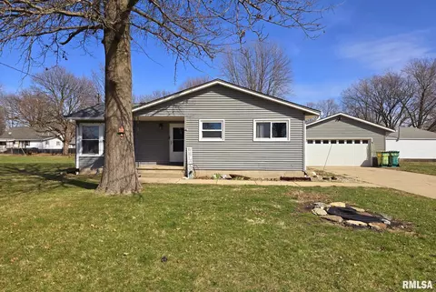 302 N Alexander St, Alexis, IL 61412