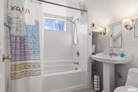 Bath - 1057 N Rutledge St, Springfield, IL 62702 photo 1 of 2