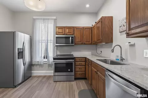 Kitchen - 1057 N Rutledge St, Springfield, IL 62702 photo 3 of 3