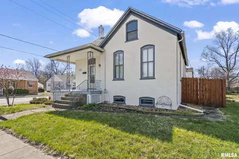 Exterior - 1057 N Rutledge St, Springfield, IL 62702 photo 3 of 9