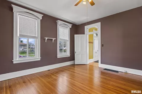 Bedroom - 1057 N Rutledge St, Springfield, IL 62702 photo 1 of 7