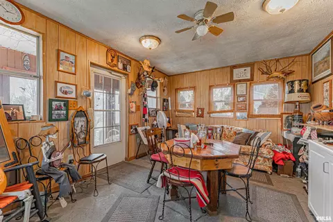 1568 N Walnut St, Beason, IL 62512 photo 29