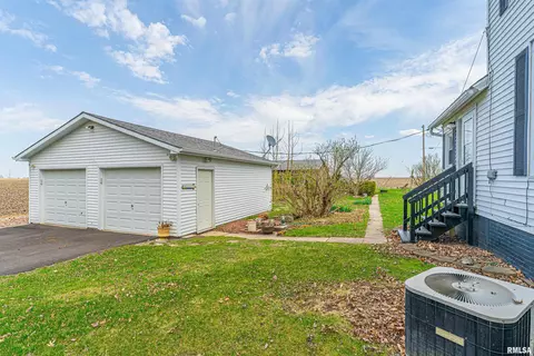 1568 N Walnut St, Beason, IL 62512 photo 24