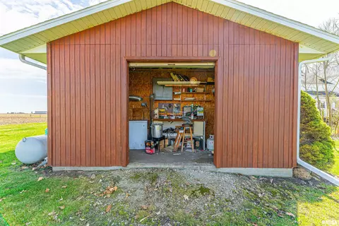1568 N Walnut St, Beason, IL 62512 photo 30