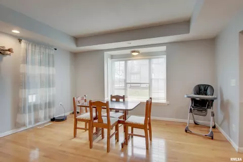 Dining - 214 N Ohio St, Camp Point, IL 62320 photo 1 of 1
