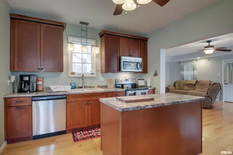 Kitchen - 214 N Ohio St, Camp Point, IL 62320 photo 1 of 5