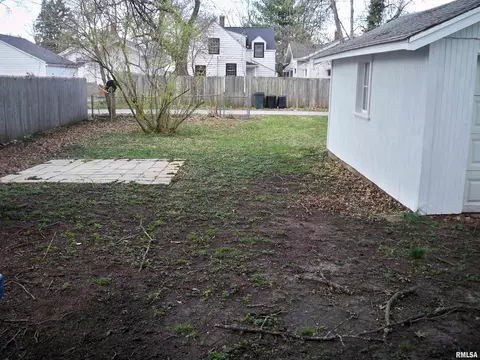 1933 S Pasfield St, Springfield, IL 62704 photo 3