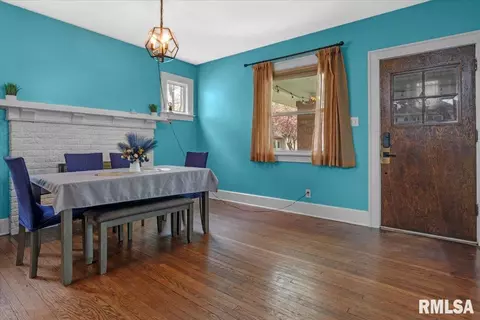 1601 S Whittier Ave, Springfield, IL 62704 photo 4