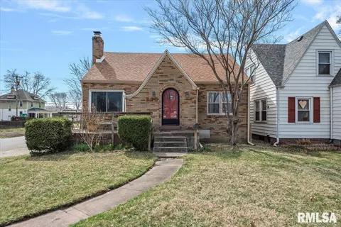 830 Bryn Mawr Blvd, Springfield, IL 62703