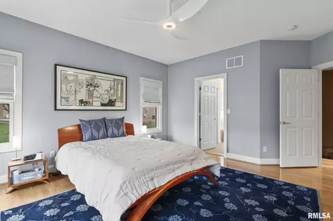 Bedroom - 3113 Ironoak Cir, Springfield, IL 62711 photo 1 of 7