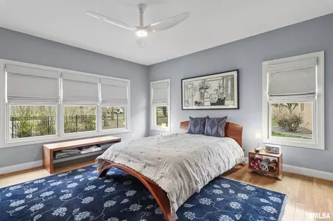 Bedroom - 3113 Ironoak Cir, Springfield, IL 62711 photo 3 of 7