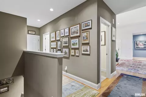 Entry Way - 3113 Ironoak Cir, Springfield, IL 62711 photo 3 of 5