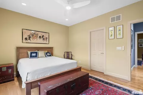 Bedroom - 3113 Ironoak Cir, Springfield, IL 62711 photo 5 of 7