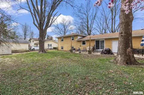Exterior - 48 Danbury Dr, Springfield, IL 62704 photo 6 of 6