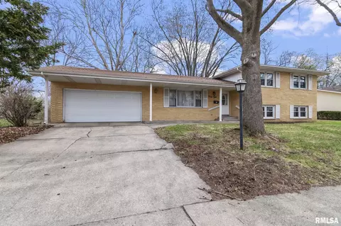Exterior - 48 Danbury Dr, Springfield, IL 62704 photo 1 of 6
