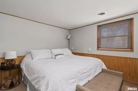 Bedroom - 48 Danbury Dr, Springfield, IL 62704 photo 2 of 8