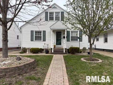 1547 W Monroe St, Springfield, IL 62704