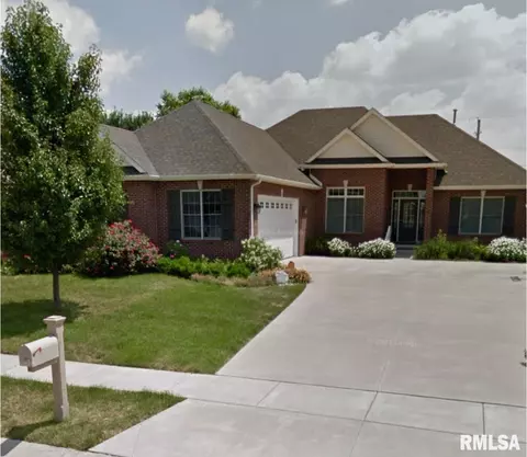 230 Gray Ct, Springfield, IL 62711
