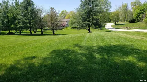 61 Thistle Rdg, Springfield, IL 62707