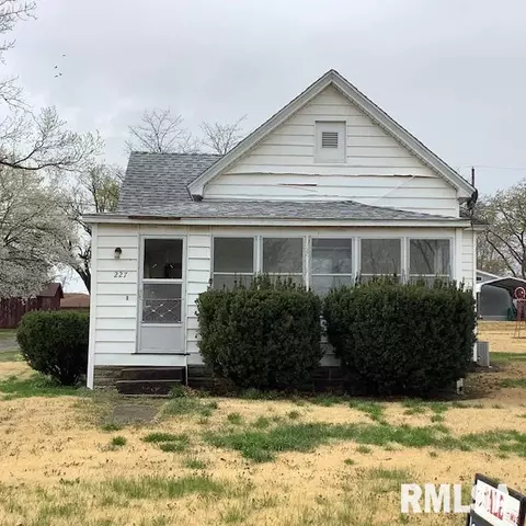 227 N Marion St, Meredosia, IL 62665