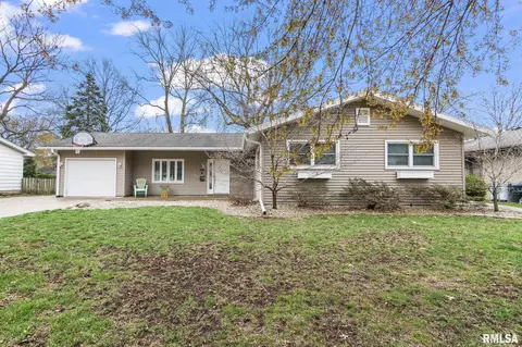 2216 Fairway Dr, Springfield, IL 62704 photo 3