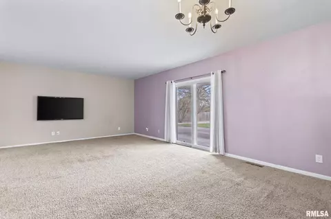 2216 Fairway Dr, Springfield, IL 62704 photo 8