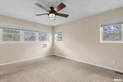 2216 Fairway Dr, Springfield, IL 62704 photo 15