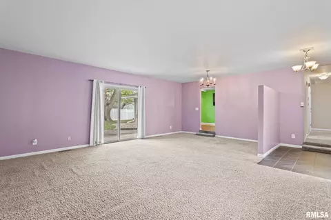 2216 Fairway Dr, Springfield, IL 62704 photo 5