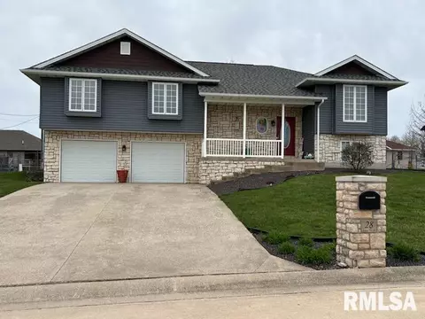 28 Hibiscus St, Hannibal, MO 63401