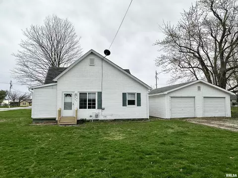 2977 Cheyenne Cir, Franklin, IL 62638