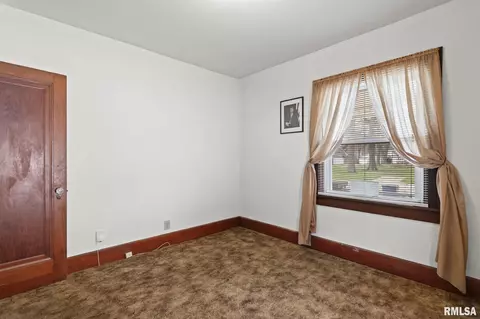 920 N Walnut St, Springfield, IL 62702 photo 20