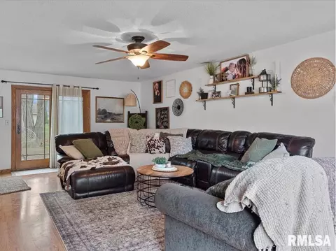 308 Astoria Rd, Springfield, IL 62704 photo 6