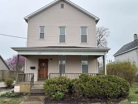 423 S Washington St, Taylorville, IL 62568