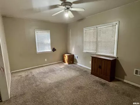 Bedroom - 2803 S Pasfield St, Springfield, IL 62704 photo 1 of 3