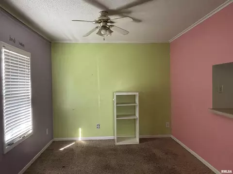 Living - 2803 S Pasfield St, Springfield, IL 62704 photo 3 of 3