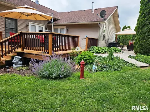 Exterior - 12720 Soaring Eagle Ln, Plainview, IL 62685 photo 9 of 14
