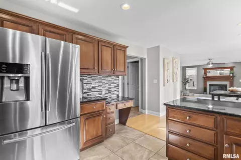 333 Keystone Dr, Chatham, IL 62629 photo 16