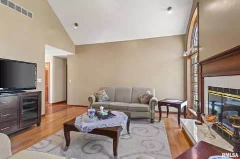 1305 Harmony Ct, Springfield, IL 62703 photo 6