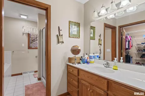 1305 Harmony Ct, Springfield, IL 62703 photo 18