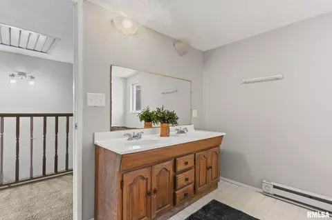 Other - 321 S Walnut St, Springfield, IL 62704 photo 6 of 9