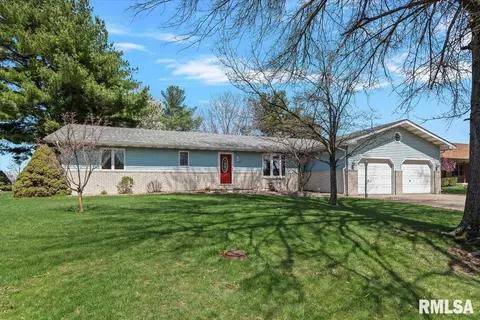 209 Joan Dr, Divernon, IL 62530