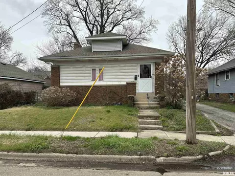 517 W Ash St, Springfield, IL 62704 photo 1
