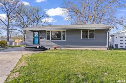 3319 Stanton St, Springfield, IL 62703 photo 2
