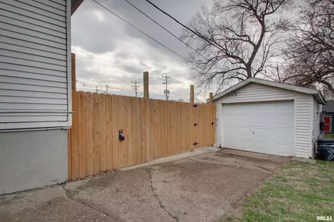 2316 Spring St, Quincy, IL 62301 photo 25