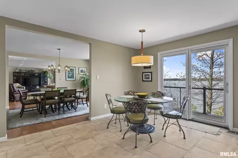 Dining - 1515 E Lake Shore Dr, Springfield, IL 62712 photo 1 of 3