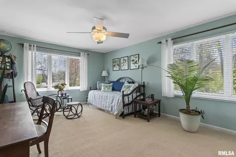 Bedroom - 1515 E Lake Shore Dr, Springfield, IL 62712 photo 4 of 9