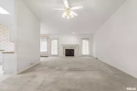 5000 Eagle Ridge Dr, Springfield, IL 62711 photo 5