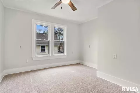 Bedroom - 1301 N 4th St, Springfield, IL 62702 photo 6 of 6