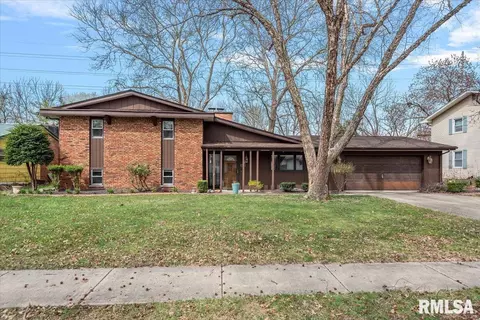 61 Bellerive Rd, Springfield, IL 62704