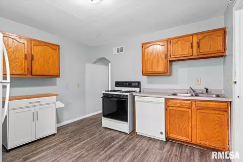 2905 S State St, Springfield, IL 62704 photo 11